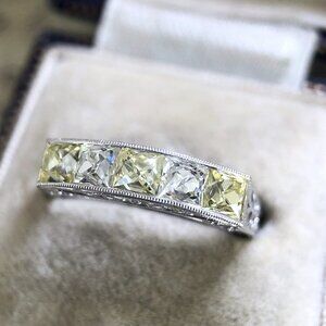 ▶Noble Pattern Cubic Zircon Party Silver Plated Vintage Eternity Ring, L179